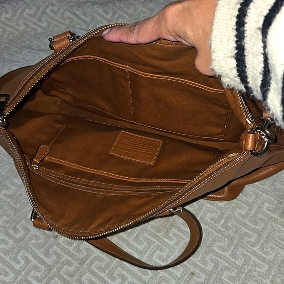 VINTAGE Coach PLEAT TOTE IN CROSSGRAIN LEATHER (COACH F34680) - Picture 5 of 10